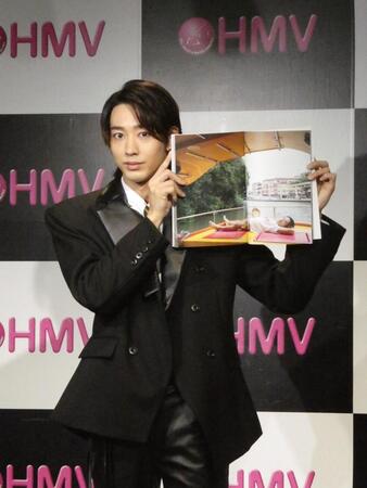 撮影に応じる近藤頌利