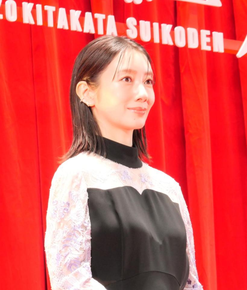 イベントに出席した波瑠