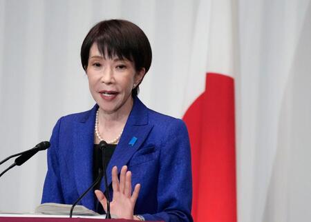 衆院選の結果を受け、記者会見する自民党総裁の高市首相＝９日午後、東京・永田町の党本部