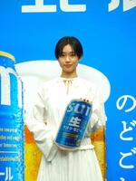 「サントリー生ビール」新ＣＭ発表会に出席した河合優実