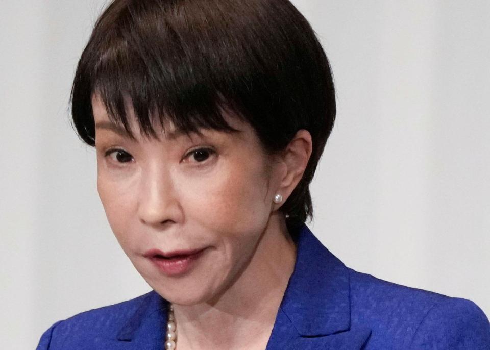 衆院選の結果を受け、記者会見する自民党総裁の高市首相＝９日午後、東京・永田町の党本部