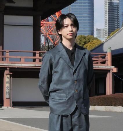 ヒット祈願を行った岩橋玄樹