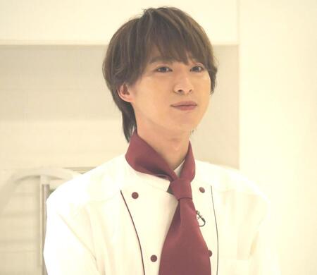 チョコ作りに挑戦した青山新