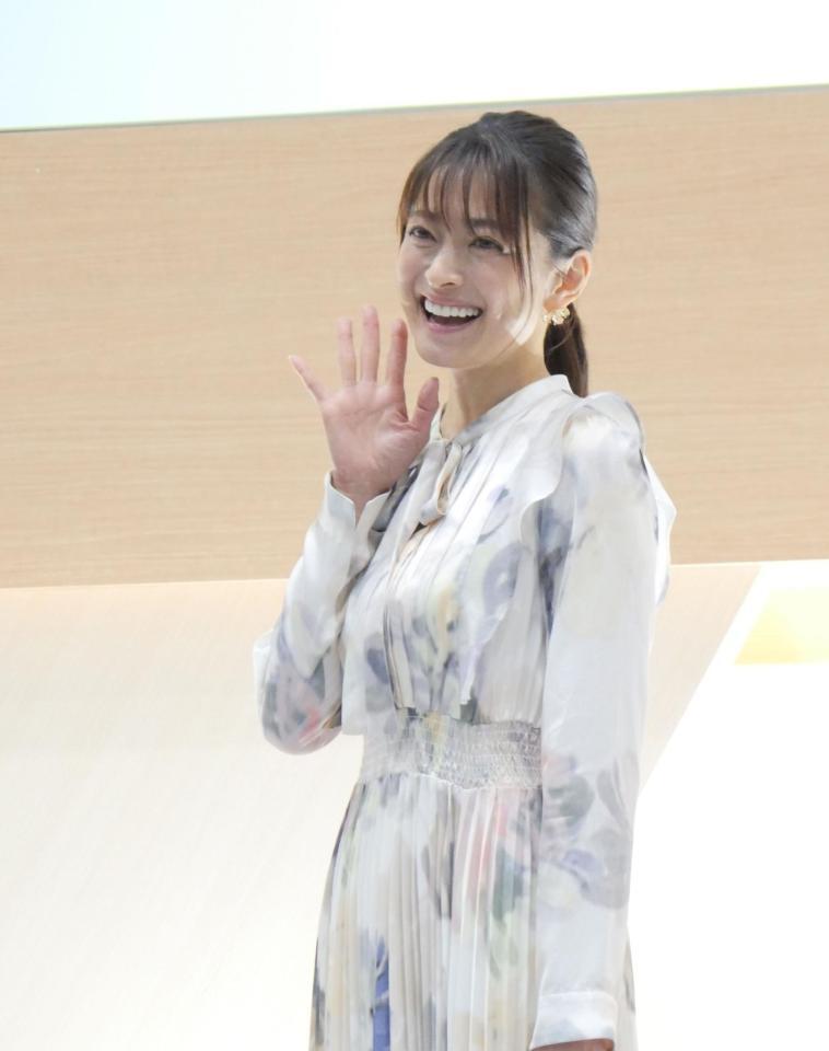 イベントに出席した乙葉