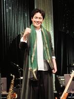 ガッツポーズを決める木村徹二