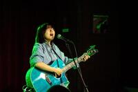 ワンマンライブを行う寿理