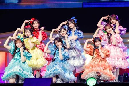 　ＭＯＲＥ　ＳＴＡＲ（撮影・ヨシモリユウナ）＝１４日