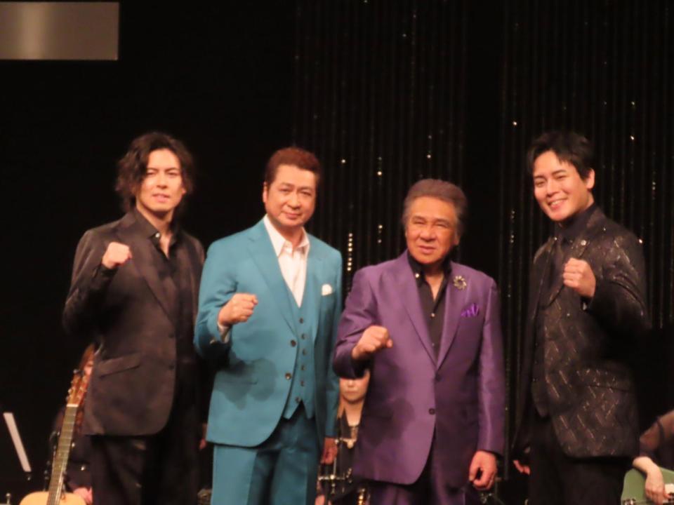 ファミリーコンサートを行った（左から）木村竜蔵、山川豊、鳥羽一郎、木村徹二