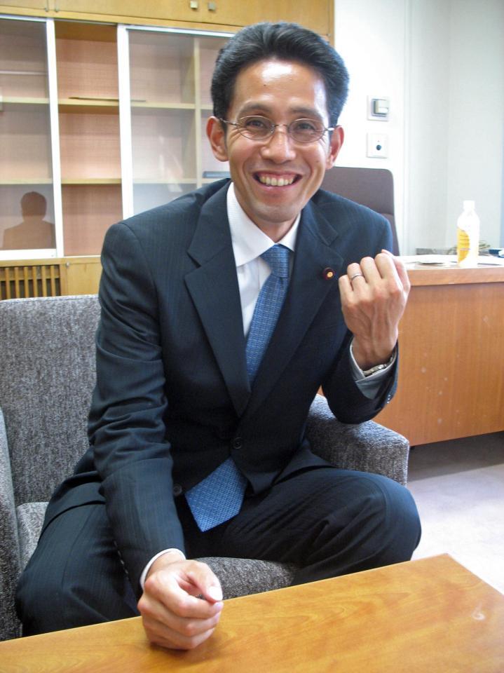 階猛氏＝２０１５年撮影