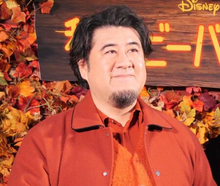 イベントに出席した小手伸也