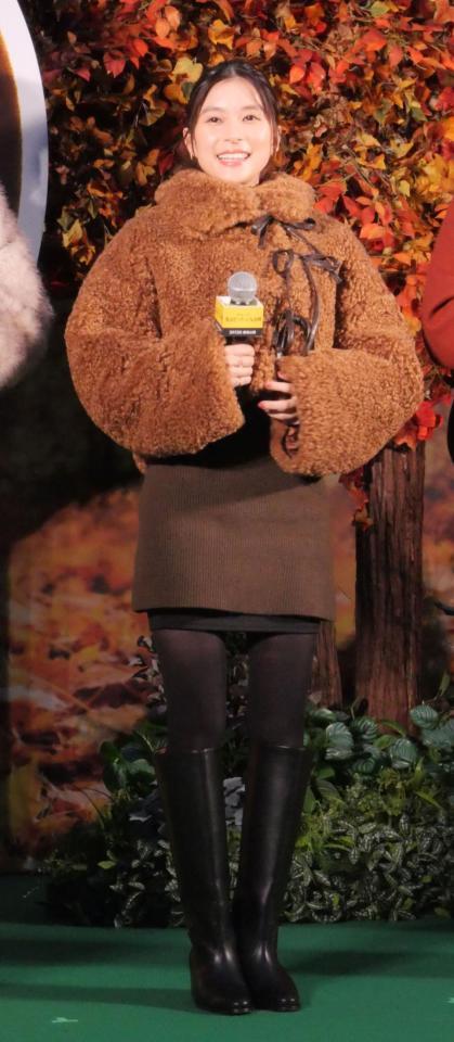 イベントに出席した芳根京子