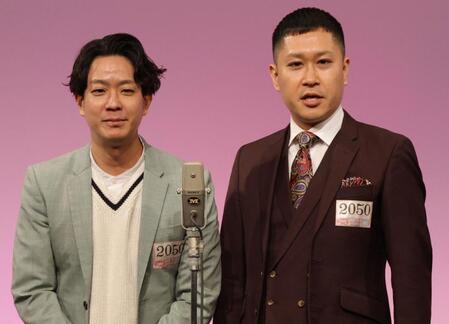 ドンデコルテ・小橋共作（左）と渡辺銀次