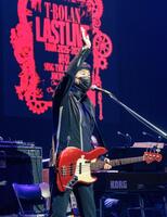 全国ツアーのステージに立った上野博文