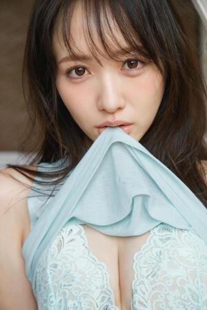 ＳＴＵ４８石田千穂３ｒｄ写真集©集英社／菊地泰久