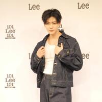 クールにポーズを取るＮＣＴのＪＡＥＭＩＮ