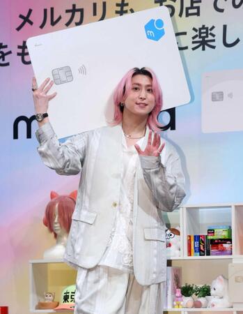 新ＣＭ発表会に登壇したＳｎｏｗ　Ｍａｎ・佐久間大介