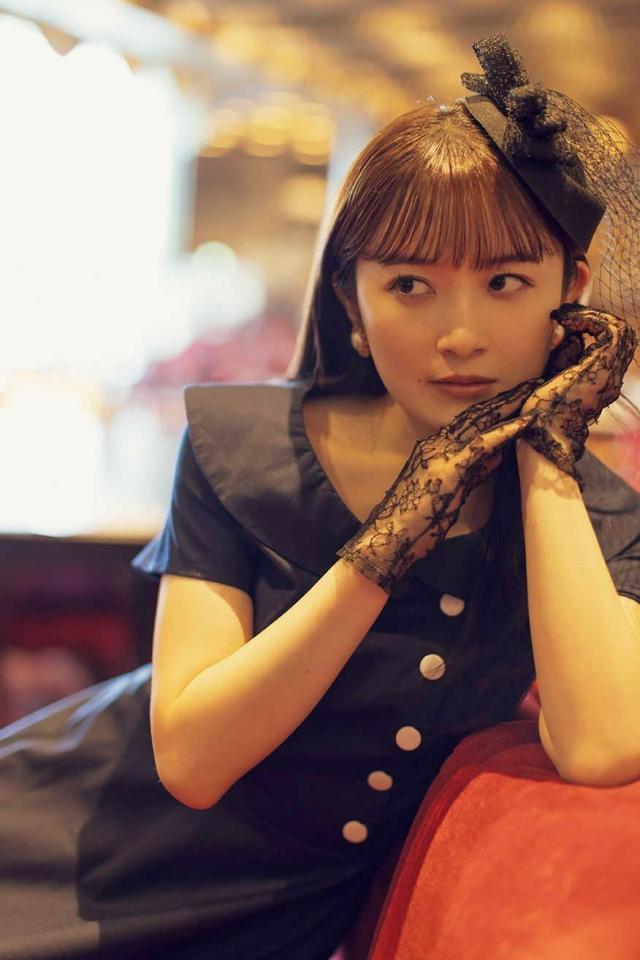 　「森戸知沙希カレンダー２０２６．４-２０２７．３」より（撮影・西條彰仁、ワニブックス刊）