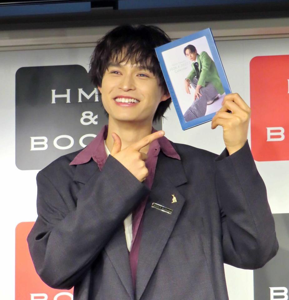 　カレンダー発売記念イベントに出席した兵頭功海