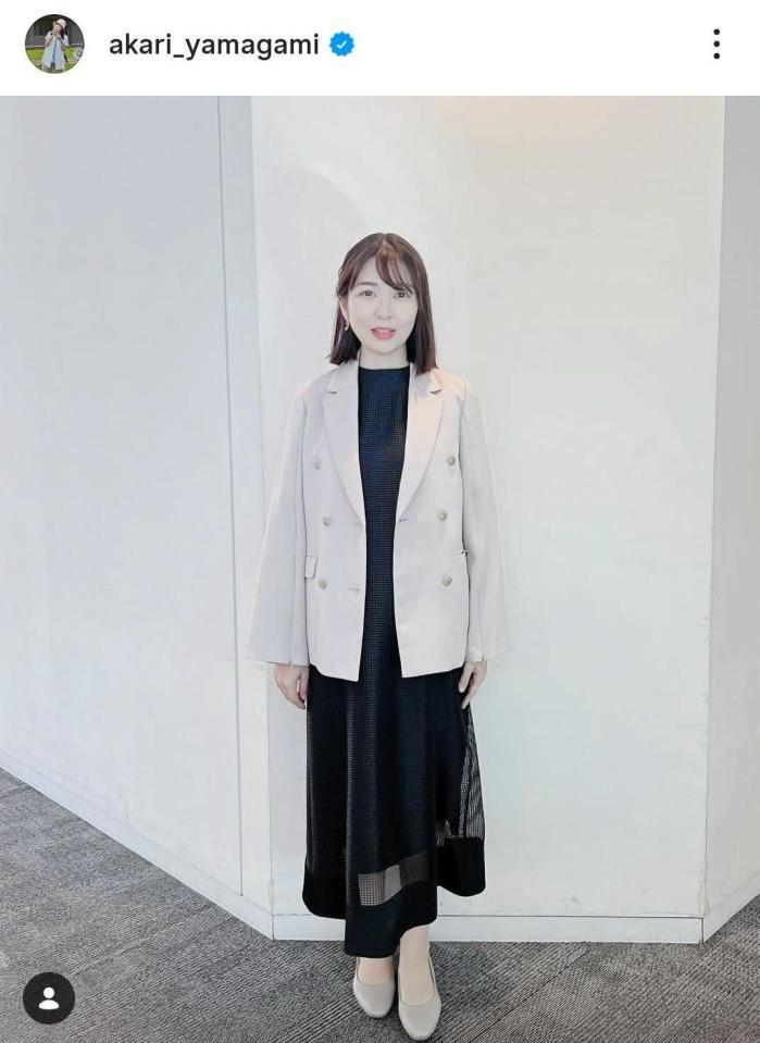 山神明理のインスタグラム＠ａｋａｒｉ＿ｙａｍａｇａｍｉ（２４年１２月１８日付）より