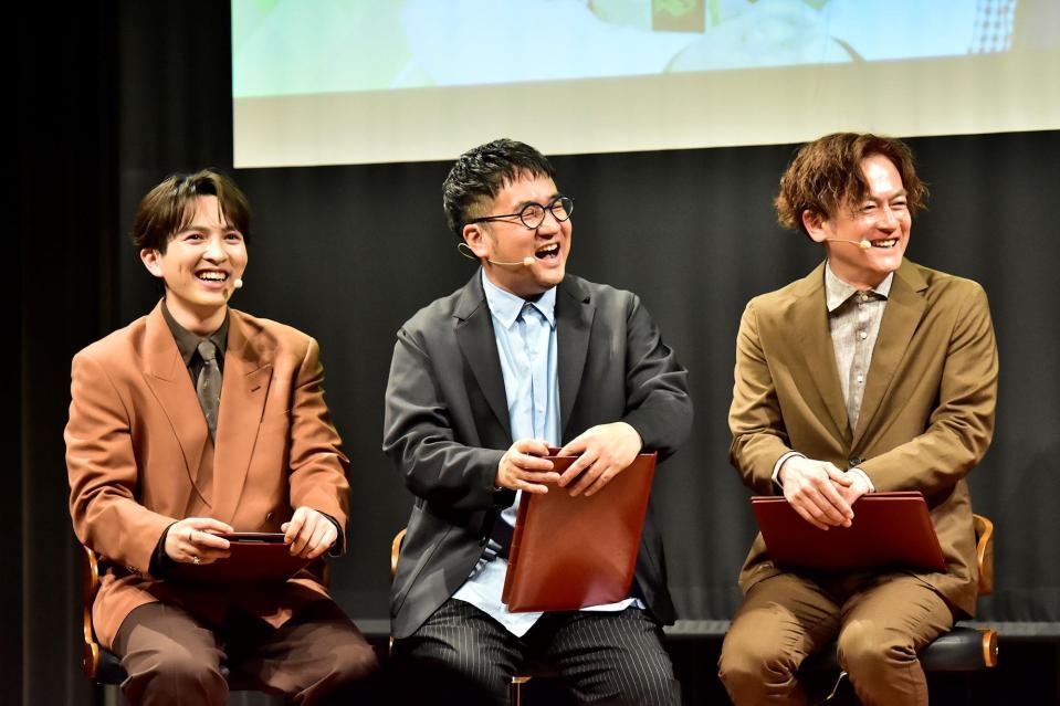 税理士記念日フェア２０２６に出席した（左から）Ｍ！ＬＫの吉田仁人、なすなかにし・中西茂樹、那須晃行　©文化放送