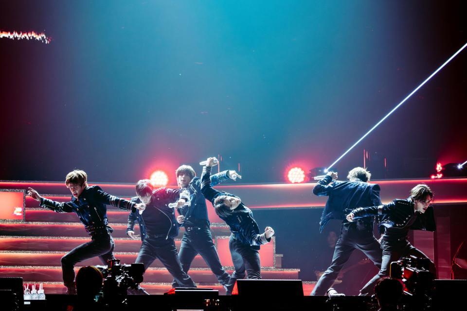 初の東京ドーム公演を行ったＲＩＩＺＥ（撮影・田中聖太郎）