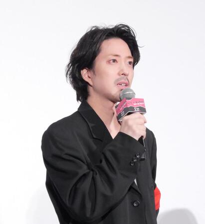 念願だった田口組の参加に目に涙を浮かべて喜びを語る若葉竜也