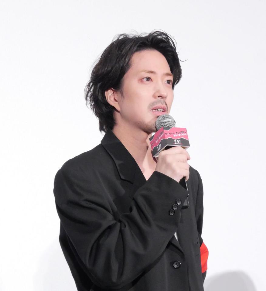 念願だった田口組の参加に目に涙を浮かべて喜びを語る若葉竜也