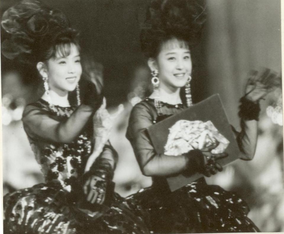 Ｗｉｎｋの鈴木早智子（左）と相田翔子