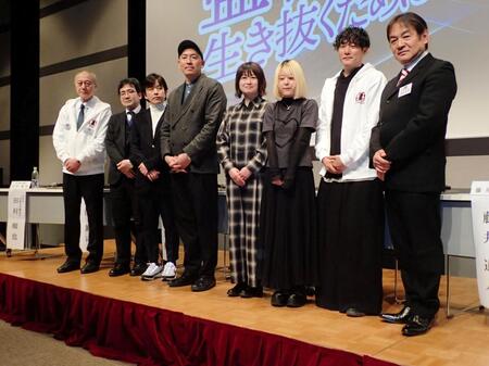 日本映画監督協会９０周年シンポジウムに参加した（左から）松島哲也専務理事、田村順也・文化庁芸術文化調査官、山田兼司プロデューサー、松倉大夏監督、池田千尋監督、のむらなお監督、藤井道人監督、本木克英理事長