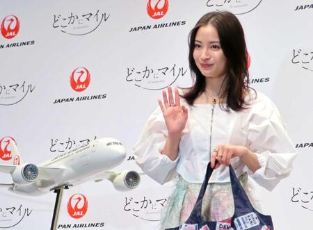 　食を巡る旅への思いを語った広瀬すず