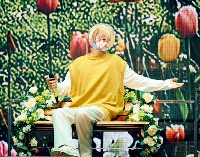 すとぷり・るぅと アコギ→ピアノ→エレキギターで弾き語り 国立代々木