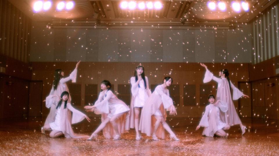 Ｒａｉｎ　Ｔｒｅｅの４ｔｈデジタルシングル「君の居場所、僕の居場所」ＭＵＳＩＣ　ＶＩＤＥＯ©ＯＶＥＲＳＥ／ＫＩＮＧ　ＲＥＣＯＲＤＳ