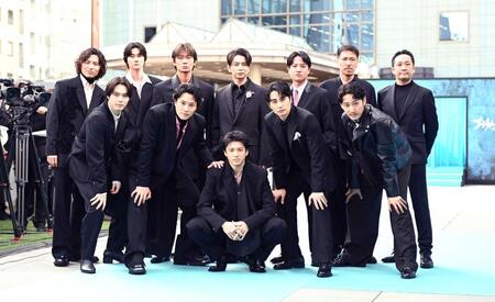 　制作発表イベントに出席した（前列左から）細田佳央太、鈴木伸之、山田裕貴、中村蒼、上杉柊平（後列同）宮﨑秋人、栁俊太郎、綾野剛、松本潤、藤原季節、岩永ひひお、渡辺一貴監督