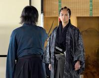 　台本になかった対面シーン（Ｃ）橋本エイジ・梅村真也／コアミックス　（Ｃ）ＴＨＥ　ＳＥＶＥＮ