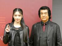 イベントに出席した天翔天音（左）、藤岡弘、＝都内