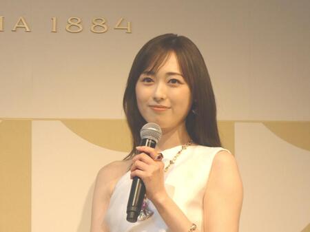 ブルガリアンバサダー就任記者発表会に出席した福原遥