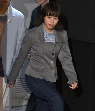 完成報告会に登壇する森七菜（撮影・開出牧）