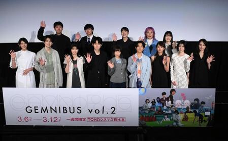 完成報告会を行った（左から）山崎天、西垣匠、西野七瀬、本郷奏多、森七菜、黒川想矢、黒島結菜、吉田美月喜、香椎由宇、（後列左から）関駿太監督、西山将貴監督、増田彩来監督、大川五月監督、村上リ子監督（撮影・開出牧）