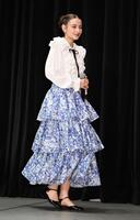 イベントに登場した嵐莉菜（撮影・開出牧）