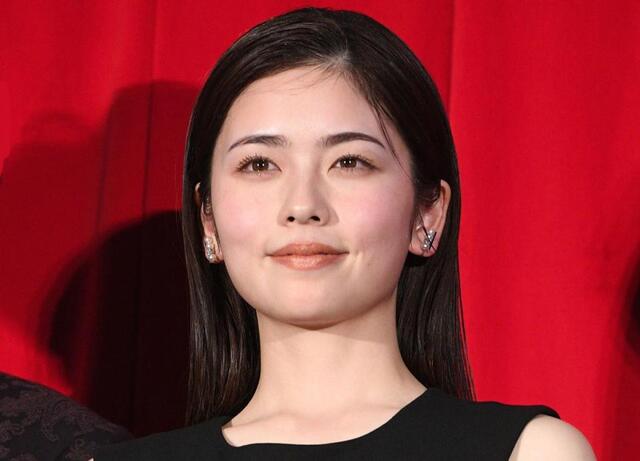小芝風花 顔出しの実妹が美しすぎる