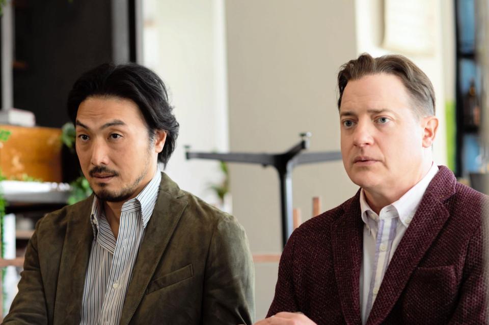 平岳大（左）とブレンダン・フレイザー「レンタル・ファミリー」全国公開中　配給：ウォルト・ディズニー・ジャパン©２０２６　Ｓｅａｒｃｈｌｉｇｈｔ　Ｐｉｃｔｕｒｅｓ．　Ａｌｌ　Ｒｉｇｈｔｓ　Ｒｅｓｅｒｖｅｄ．