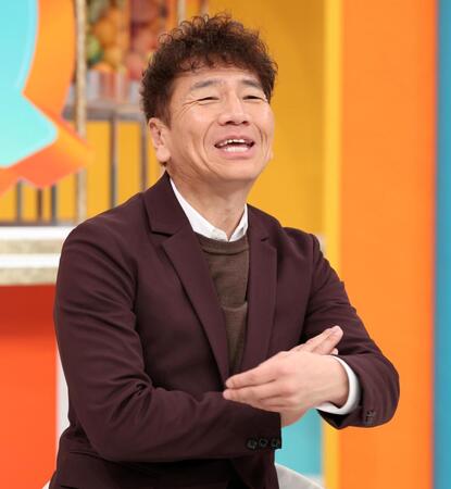 番組について笑顔で話す上田晋也（撮影・棚橋慶太）