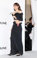 　登壇するＬＩＳＡ（撮影・棚橋慶太）