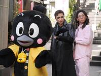 撮影に応じた（左から）こい吉、たくろう・赤木裕、きむらバンド