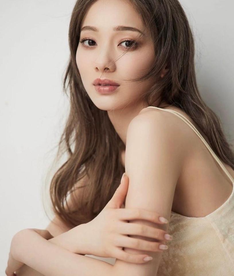 宝塚退団翌日にインスタグラムのアカウントを開設した夢白あや