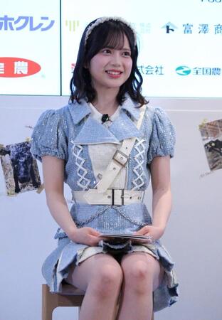 発表会に出席したＡＫＢ４８の川村結衣