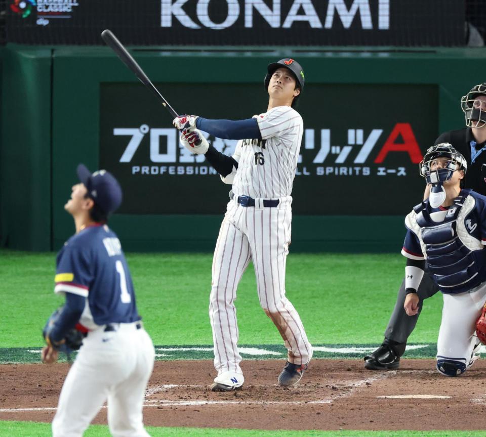 ３回、同点ソロを放つ大谷（撮影・金田祐二）