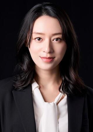 ドラマ「エラー」に出演する栗山千明ⒸＡＢＣテレビ