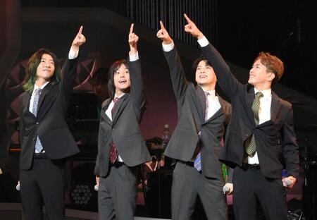 ＴｉｋＴｏｋで大バズり？純烈の弟分・モナキ、メジャーデビュー前に緊急連載スタート！純烈・酒井が直感で選んだ「名もなき者」たち