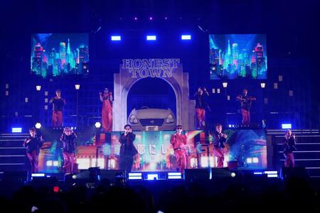 ＮＡＯＴＯのソロ初日本武道館のステージ